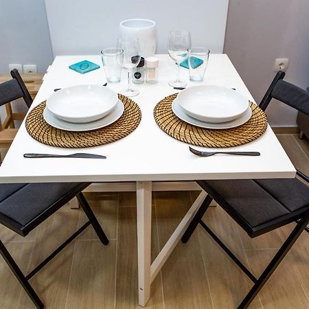 Studio Apartment With All Amenities In Kolonaki Атина Екстериор снимка