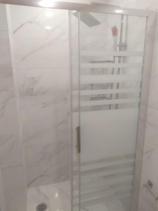 Studio Apartment With All Amenities In Kolonaki Атина Екстериор снимка